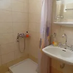 Hotel Inomaos 2*