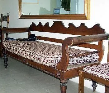 Otel Inomaos